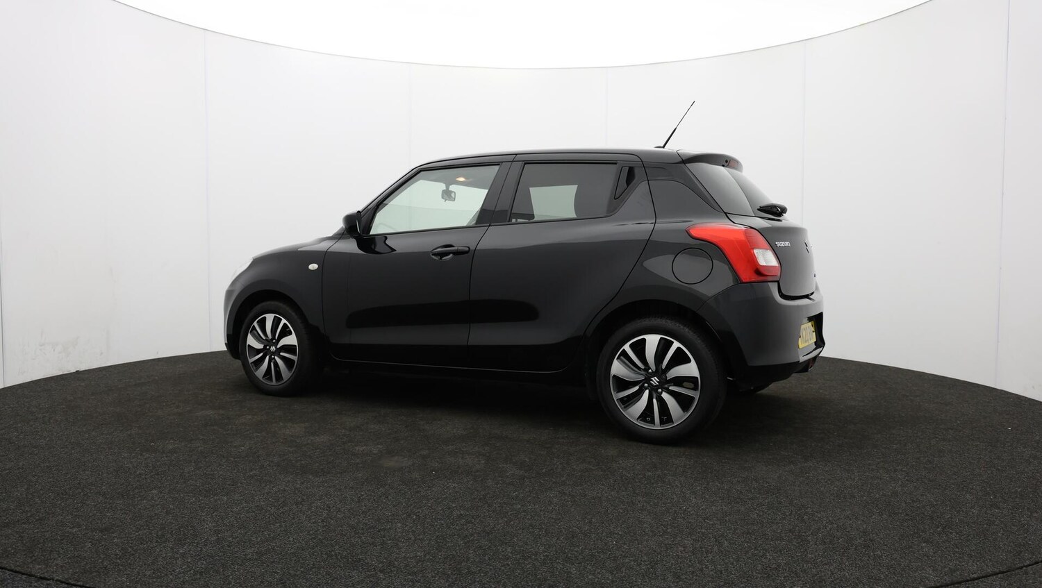 Used Suzuki Swift 2020 for sale - 76326187: Photo 76