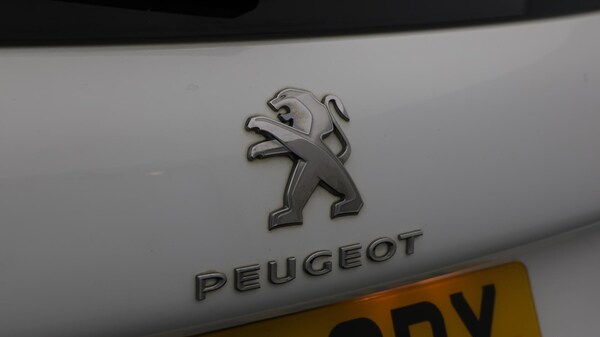 Used Peugeot 2008 for sale - 76260182: Photo 21
