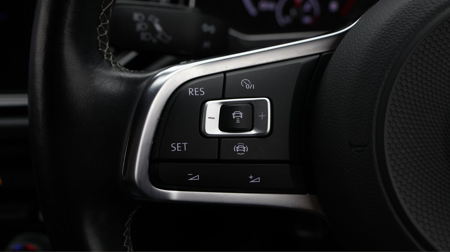 Used Volkswagen T-Roc 2021 for sale - 75964982: Photo 23