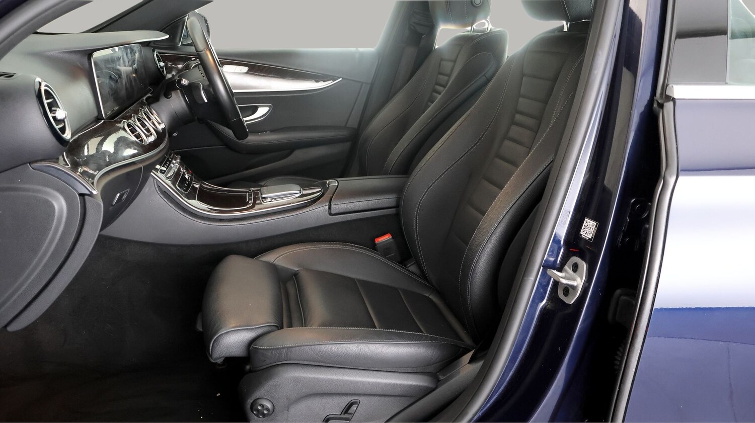 Used Mercedes-Benz E Class 2021 for sale - 77449981: Photo 14