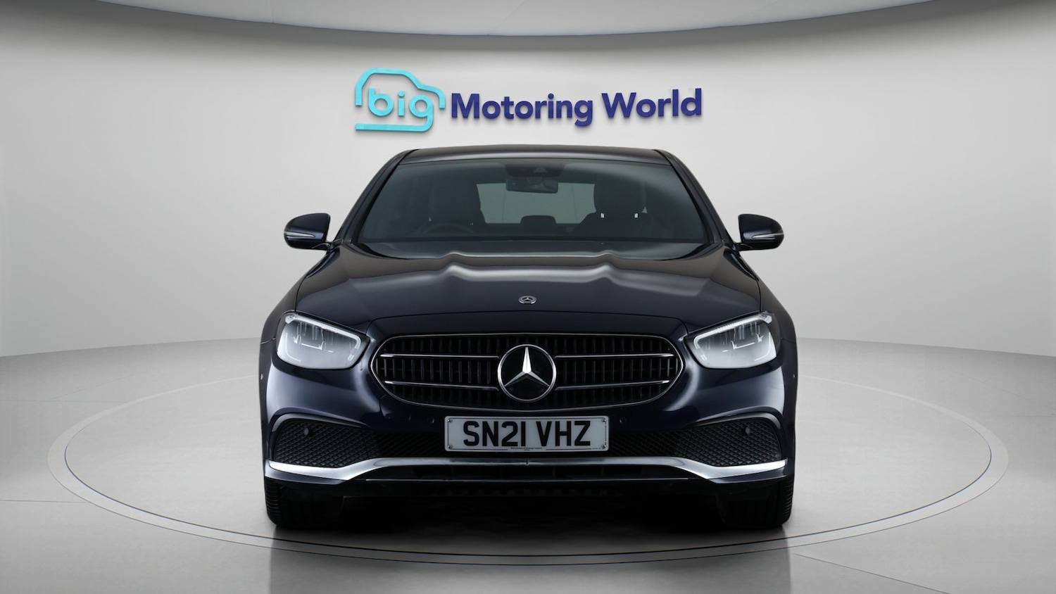 Used Mercedes-Benz E Class 2021 for sale - 77449981: Photo 2