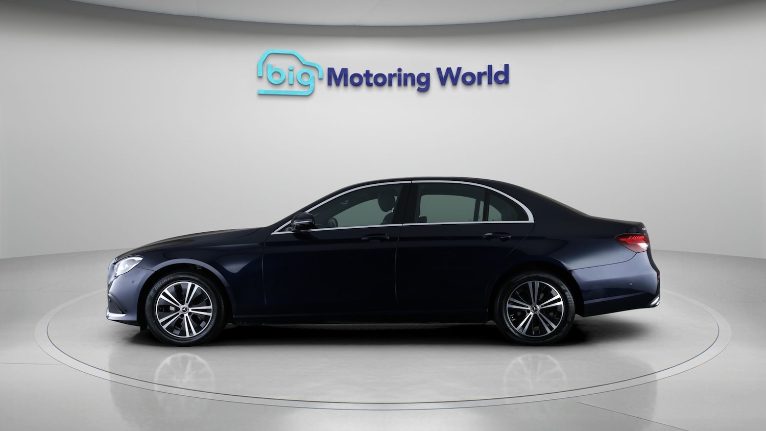 Used Mercedes-Benz E Class 2021 for sale - 77449981: Photo 4