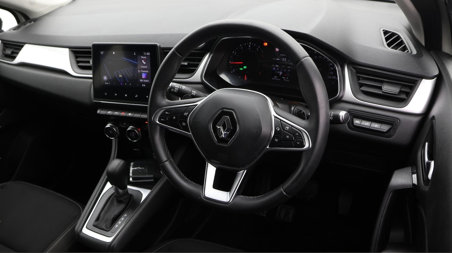 Used Renault Captur for sale - 76728059: Photo 10