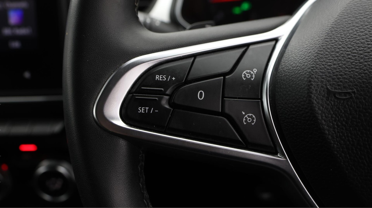 Used Renault Captur for sale - 76728059: Photo 23