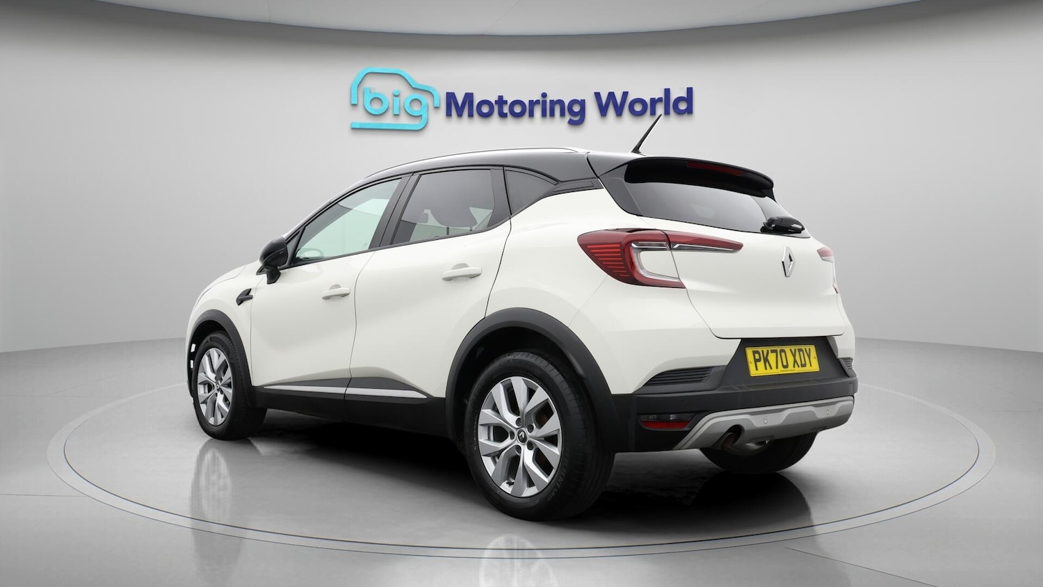 Used Renault Captur for sale - 76728059: Photo 6