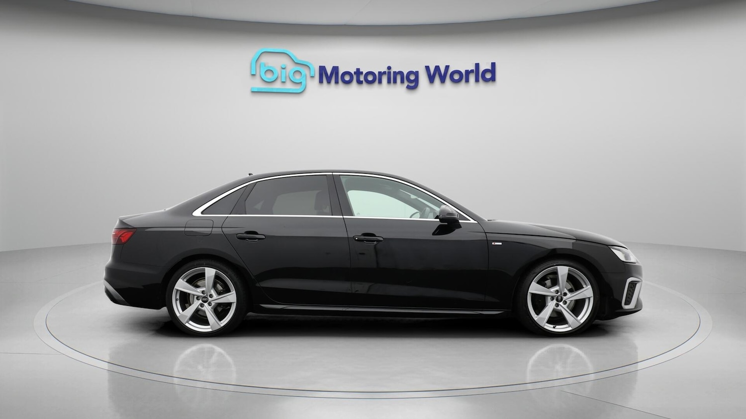 Used Audi A4 2022 for sale - 76701100: Photo 9