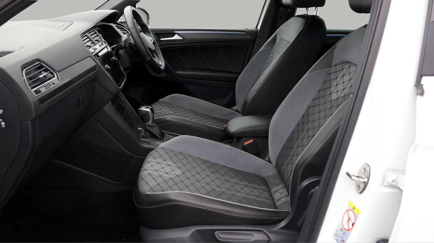 Used Volkswagen Tiguan 2021 for sale - 78098549: Photo 14