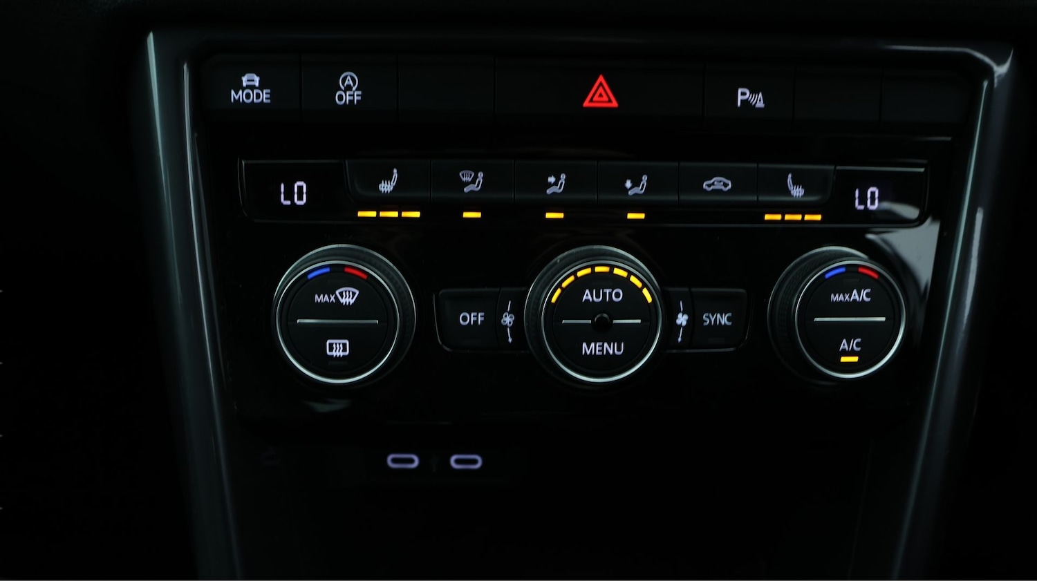 Used Volkswagen T-Roc 2021 for sale - 77878791: Photo 12