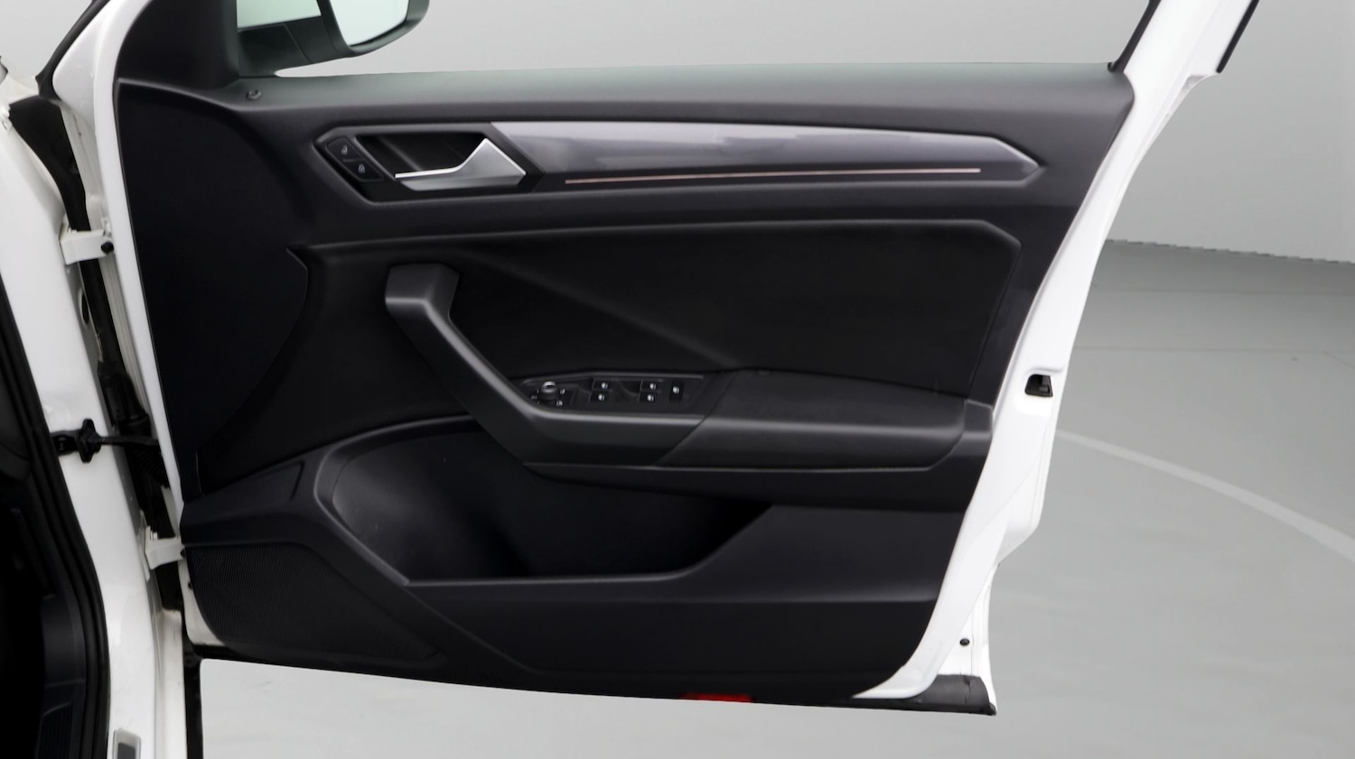 Used Volkswagen T-Roc 2021 for sale - 77878791: Photo 15