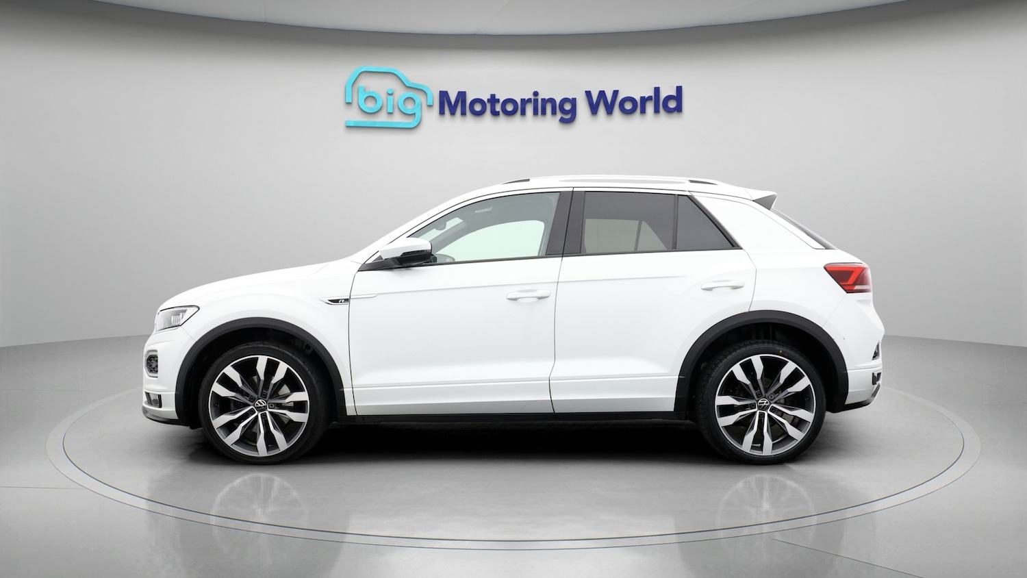 Used Volkswagen T-Roc 2021 for sale - 77878791: Photo 4