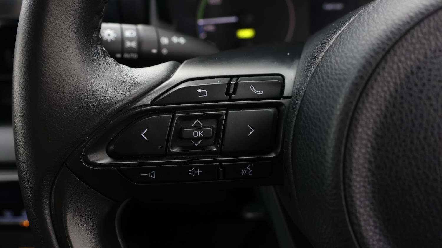 Used Mazda Mazda2 HYBRID 2025 for sale - 77522342: Photo 24