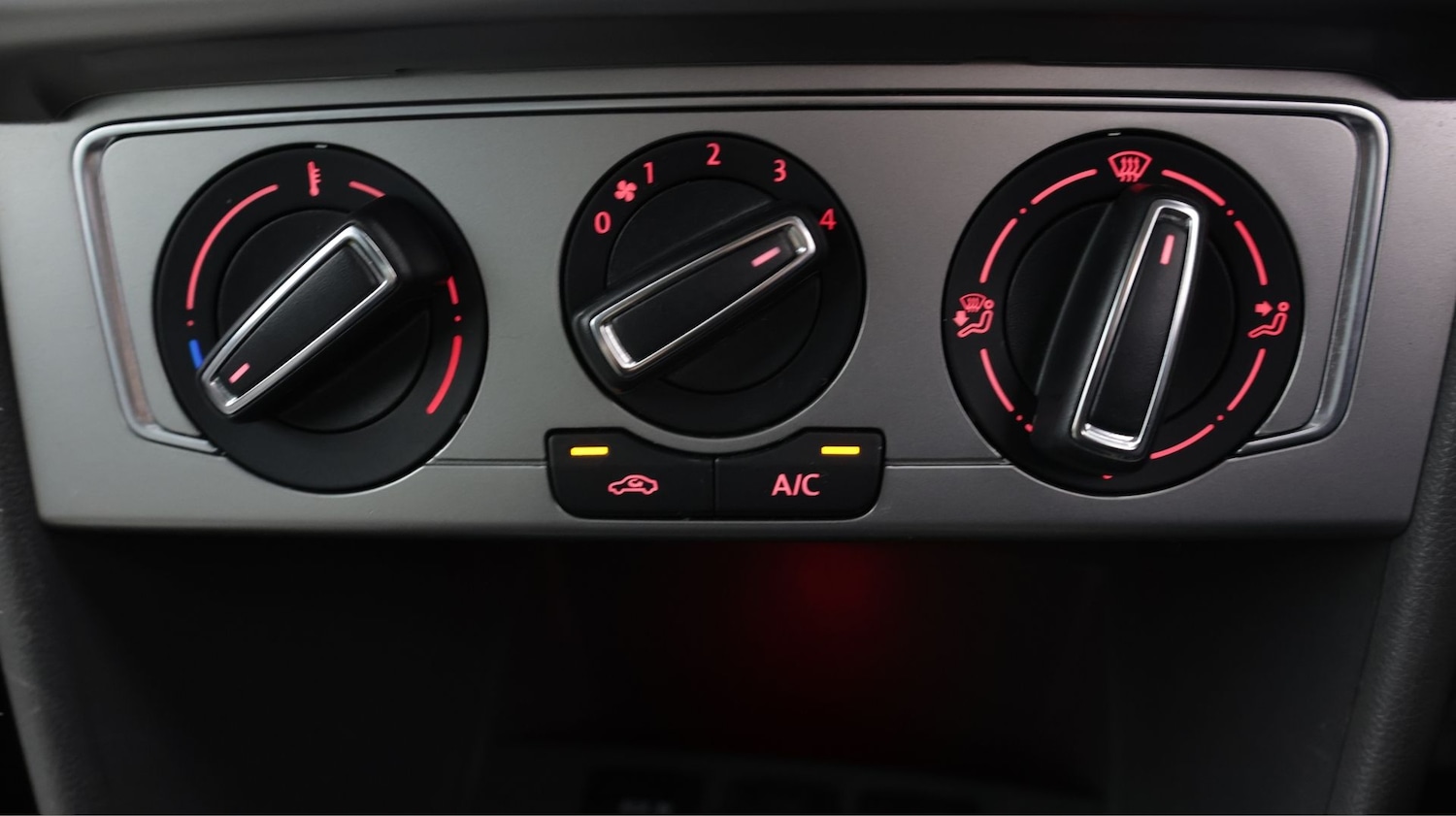 Used Volkswagen Polo 2017 for sale - 77610506: Photo 12