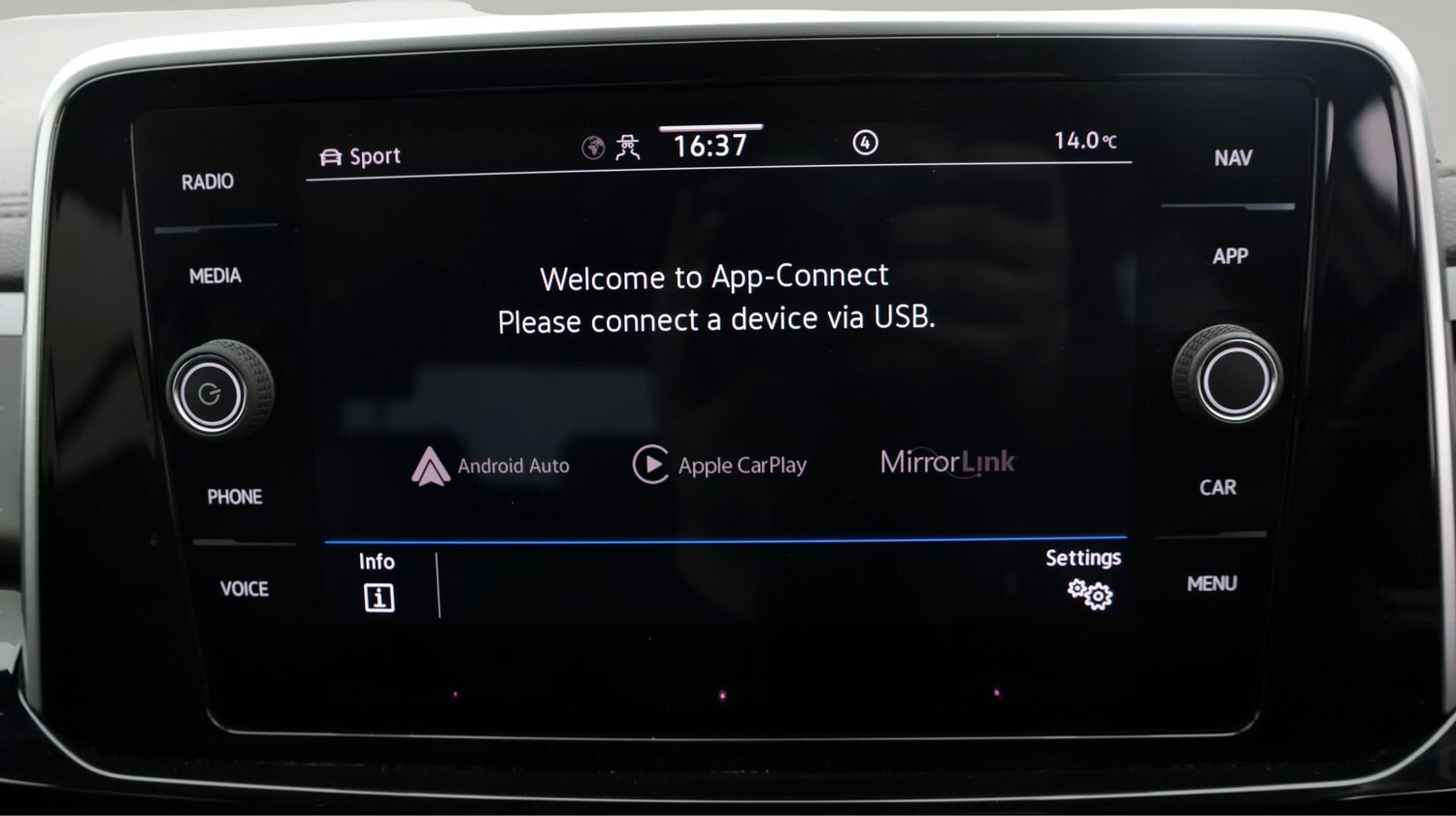 Used Volkswagen T-Roc 2022 for sale - 78143788: Photo 20