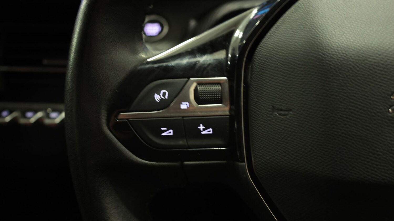 Used Peugeot 2008 2021 for sale - 77607029: Photo 21