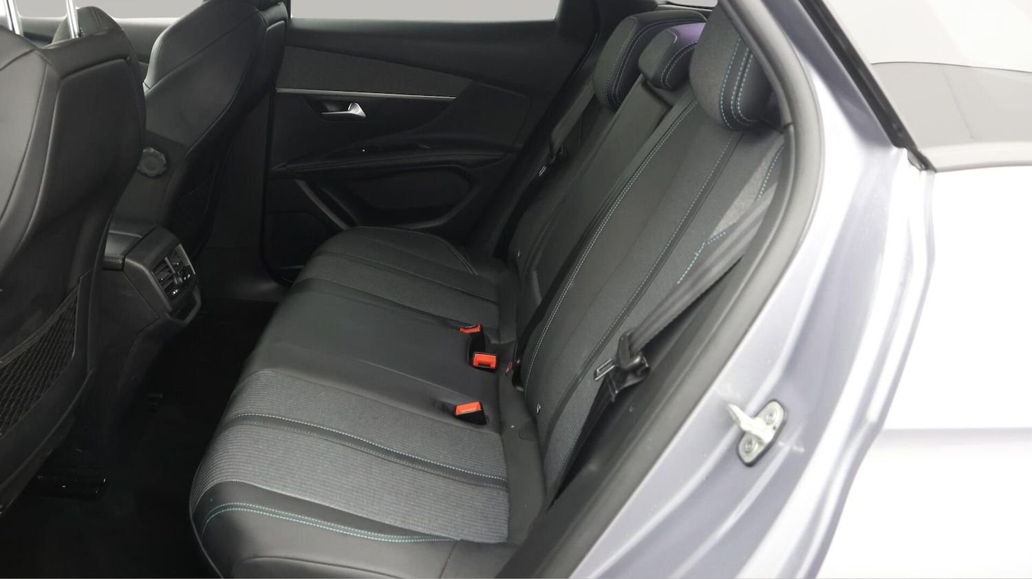 Used Peugeot 3008 2022 for sale - 76562100: Photo 17