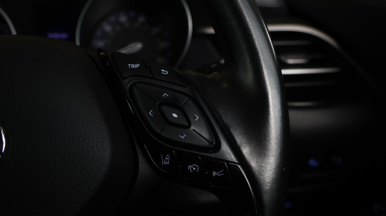 Used Toyota C-HR 2019 for sale - 76584168: Photo 24