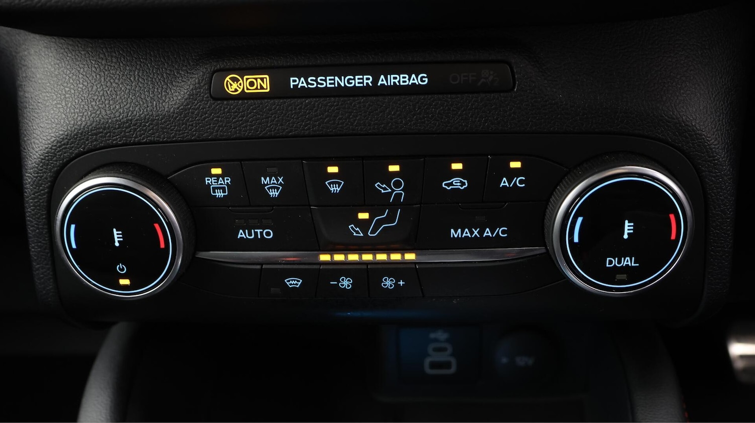 Used Ford Kuga 2023 for sale - 76432934: Photo 13