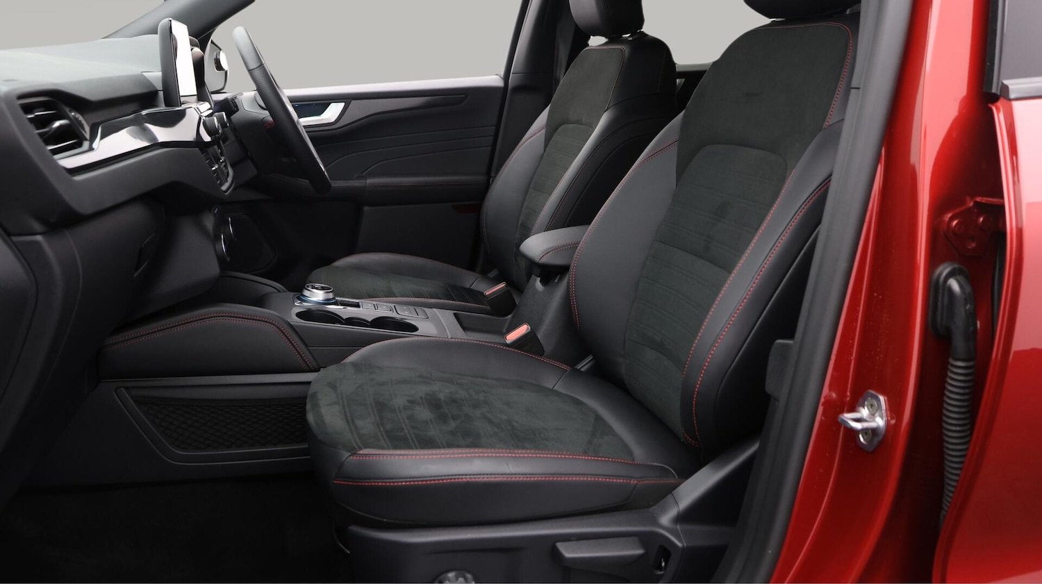 Used Ford Kuga 2023 for sale - 76432934: Photo 15