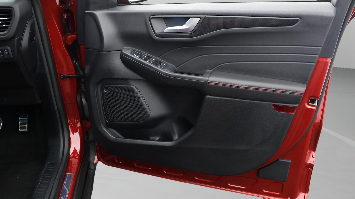 Used Ford Kuga 2023 for sale - 76432934: Photo 16