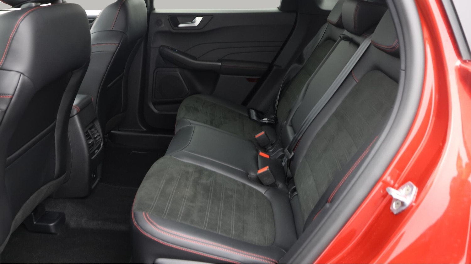 Used Ford Kuga 2023 for sale - 76432934: Photo 17