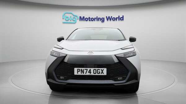 Used Toyota C-HR 2024 for sale - 75256886: Photo 3