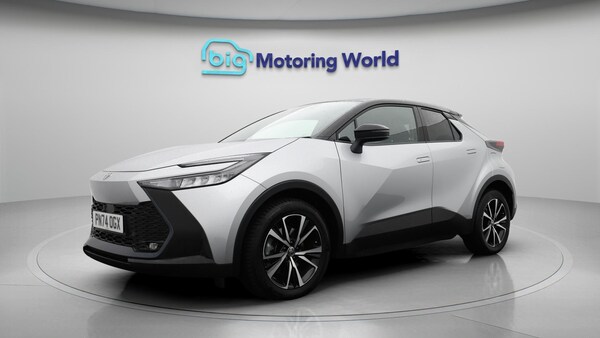 Used Toyota C-HR 2024 for sale - 75256886: Photo 4