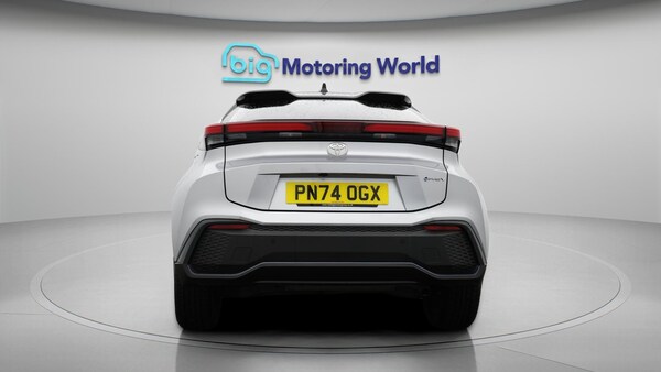 Used Toyota C-HR 2024 for sale - 75256886: Photo 7