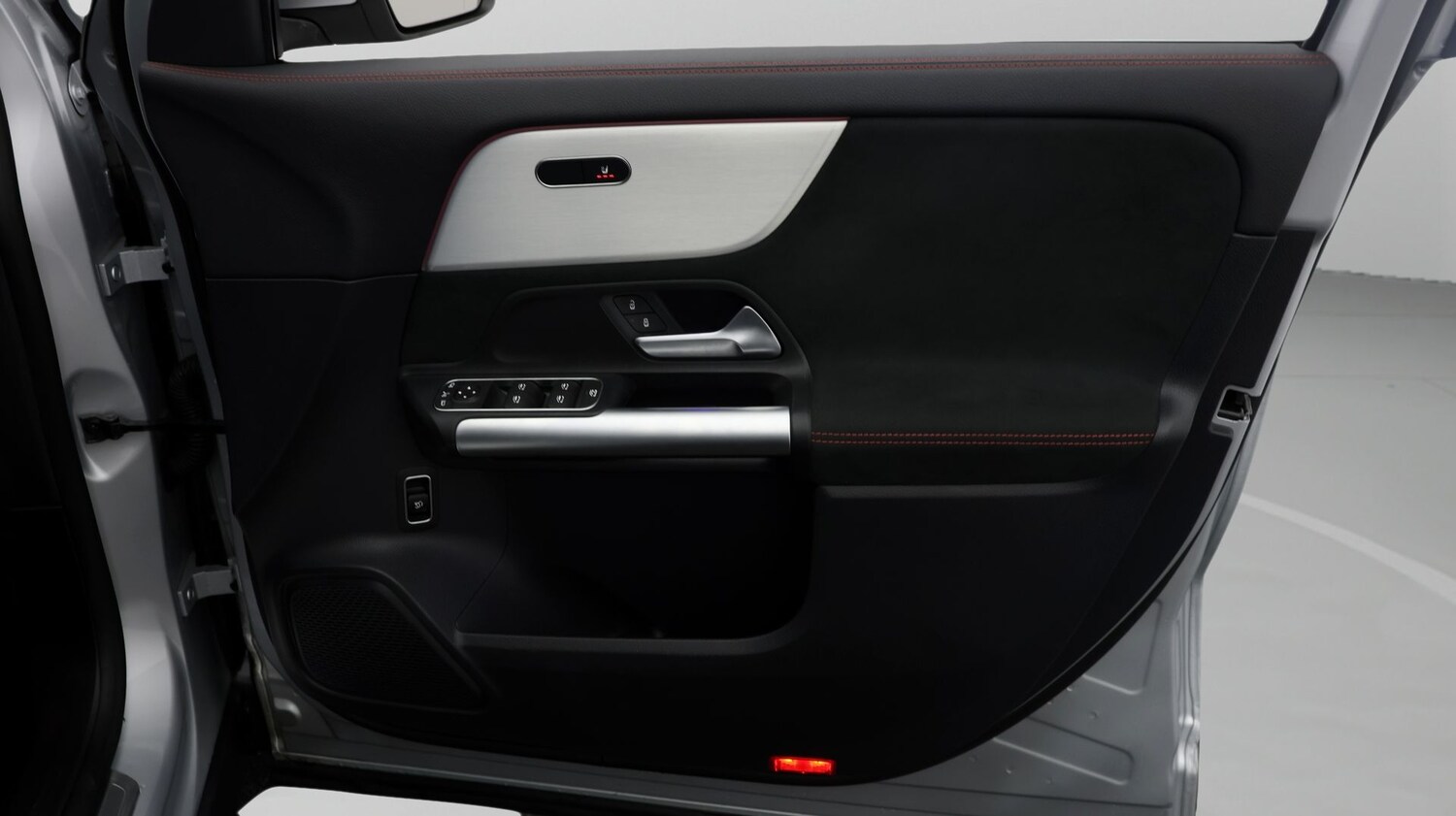 Used Mercedes-Benz EQA 2023 for sale - 77498262: Photo 15