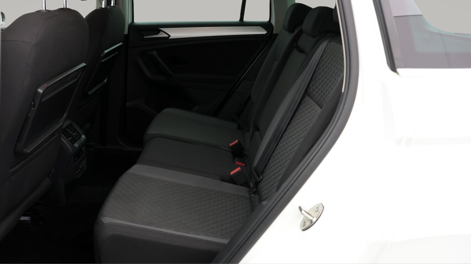 Used Volkswagen Tiguan 2019 for sale - 77877209: Photo 16