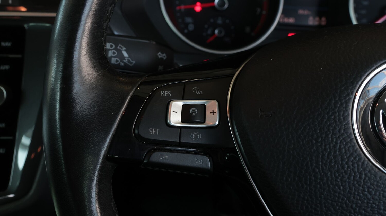 Used Volkswagen Tiguan 2019 for sale - 77877209: Photo 21