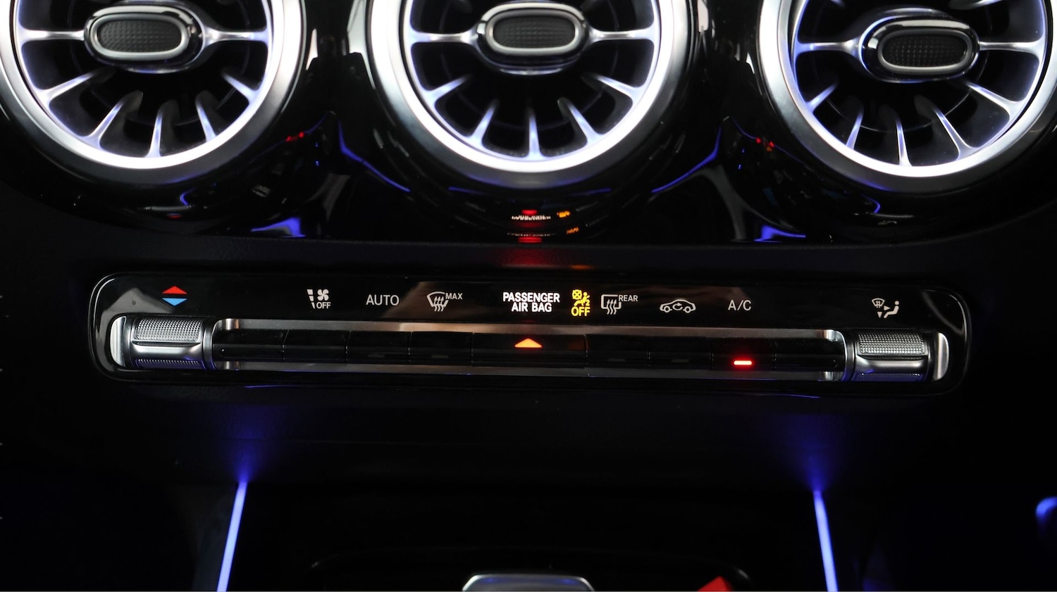 Used Mercedes-Benz GLA 2024 for sale - 78106552: Photo 12