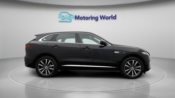 Used Jaguar F-Pace for sale - 76260540: Photo 9