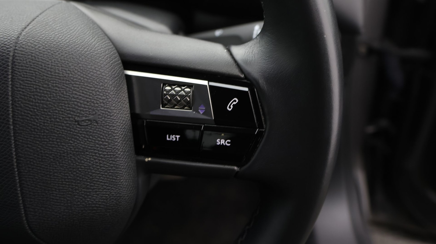 Used DS Automobiles DS 3 Crossback 2022 for sale - 77399503: Photo 24