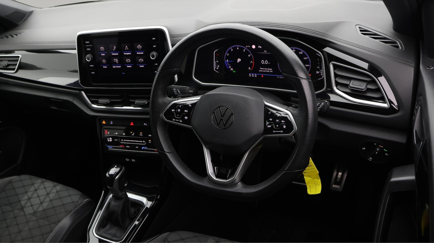 Used Volkswagen T-Roc 2023 for sale - 76715467: Photo 10