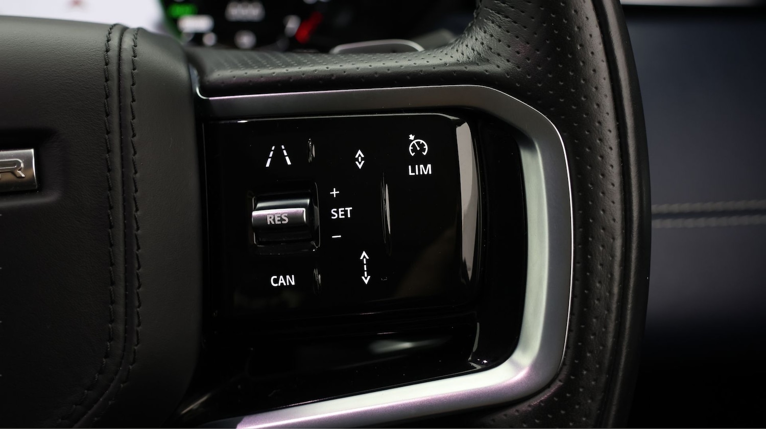 Used Land Rover Range Rover Velar 2022 for sale - 77385477: Photo 25