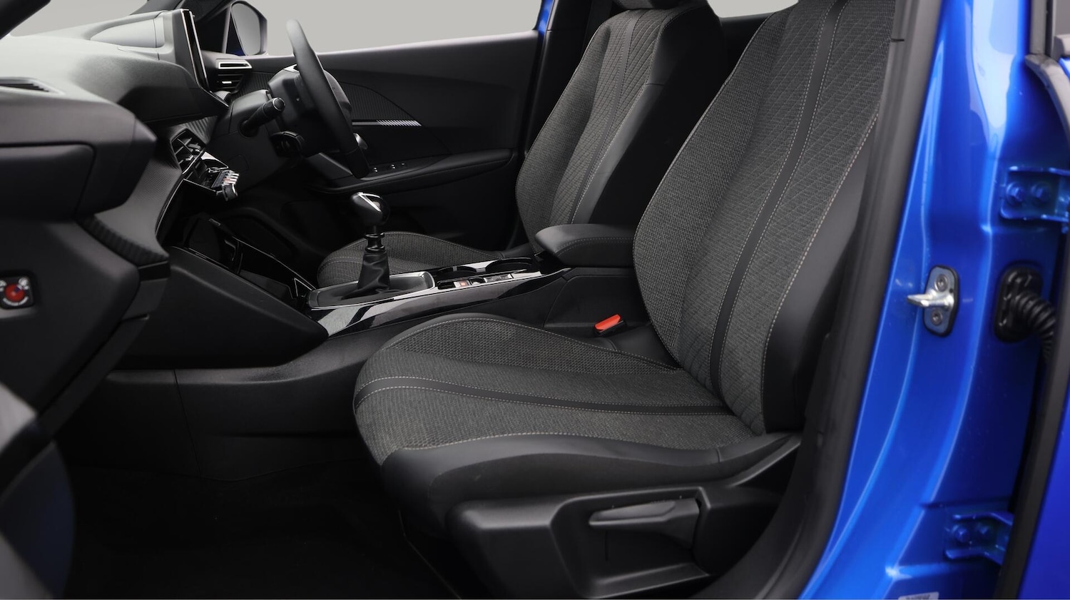 Used Peugeot 2008 2024 for sale - 76122665: Photo 15