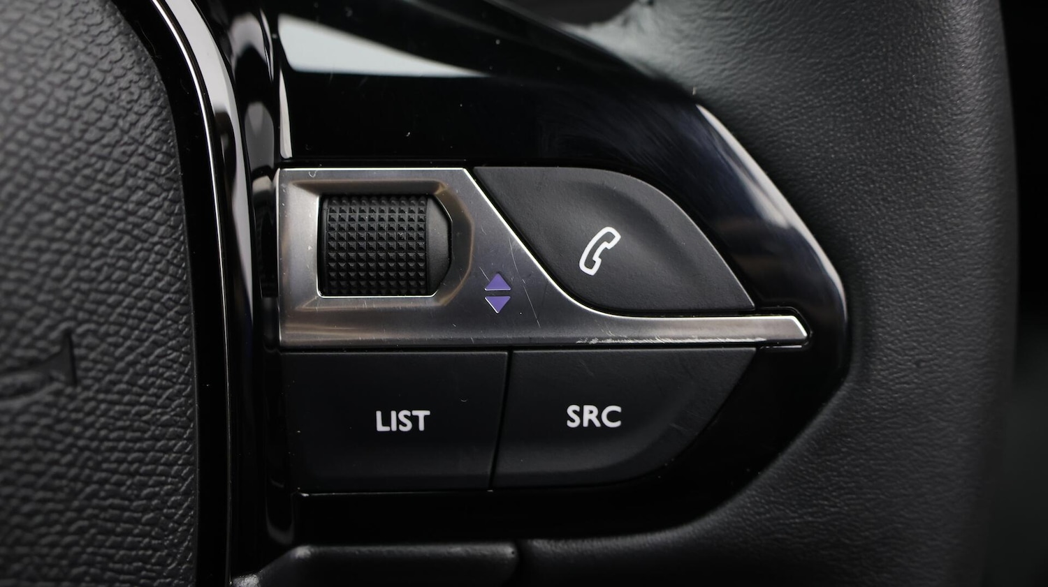 Used Peugeot 2008 2024 for sale - 76122665: Photo 24