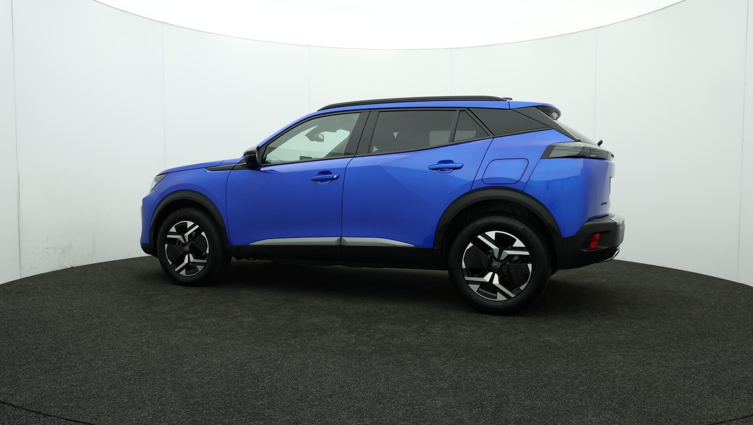 Used Peugeot 2008 2024 for sale - 76122665: Photo 76