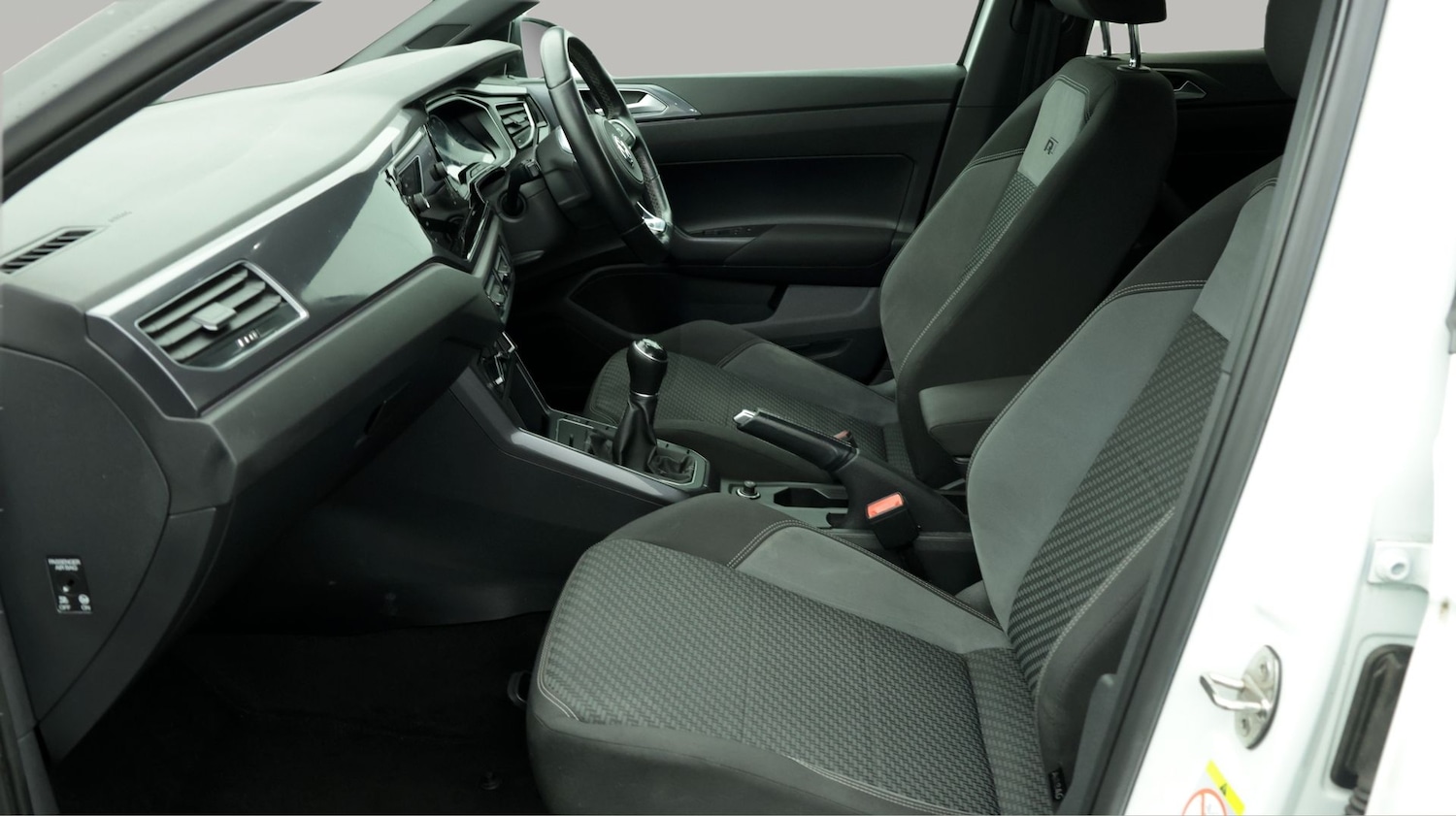 Used Volkswagen Polo 2019 for sale - 78022913: Photo 14