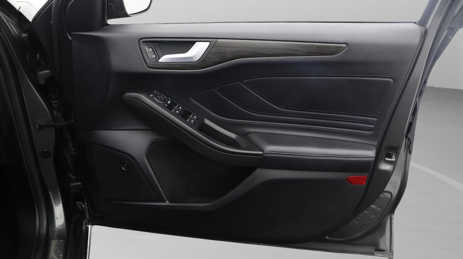 Used Ford Focus 2021 for sale - 76282853: Photo 16