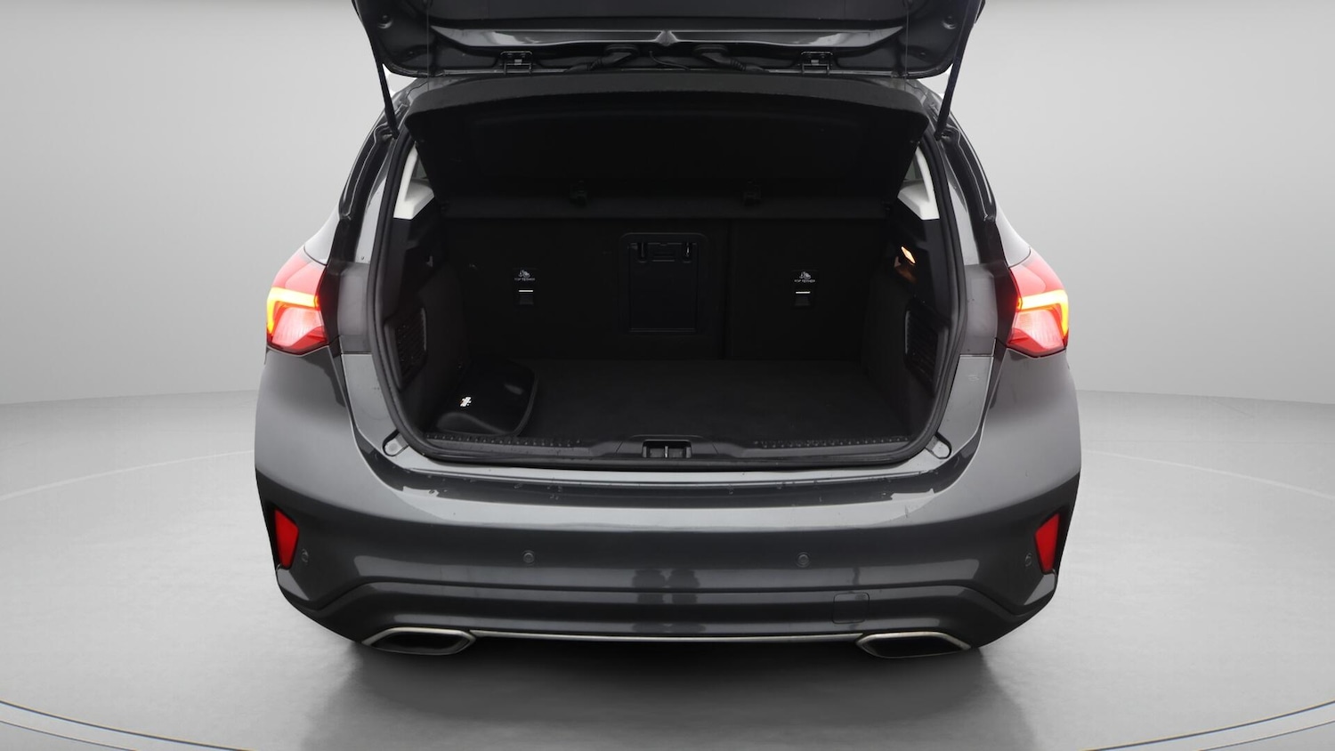 Used Ford Focus 2021 for sale - 76282853: Photo 18