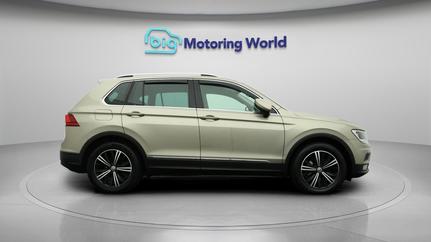 Used Volkswagen Tiguan 2018 for sale - 76326478: Photo 9