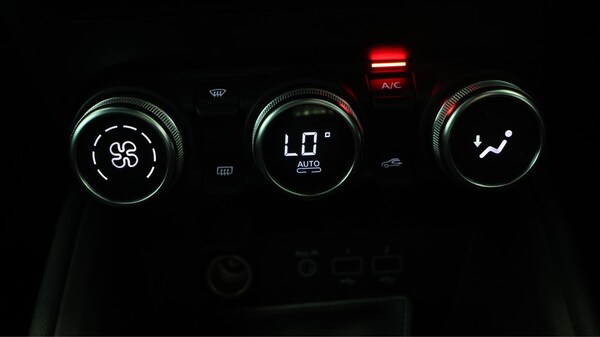 Used Renault Clio 2023 for sale - 76138025: Photo 13