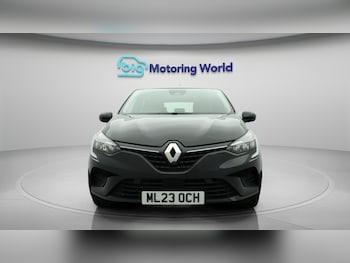 Used Renault Clio 2023 for sale - 76138025: Photo 3
