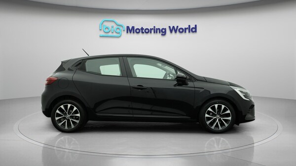 Used Renault Clio 2023 for sale - 76138025: Photo 9