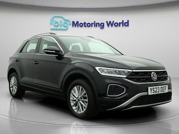 Used Volkswagen T-Roc 2023 for sale - 76083666: Photo