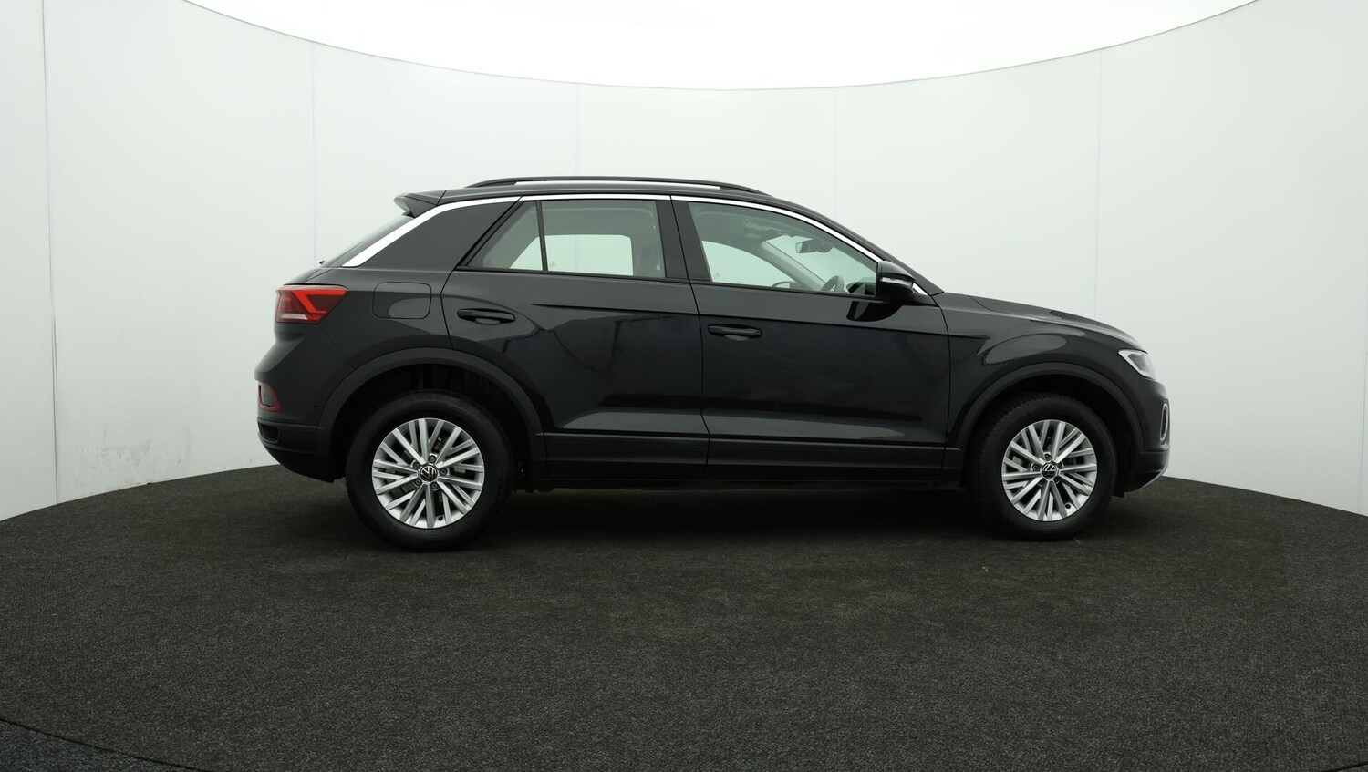 Used Volkswagen T-Roc 2023 for sale - 76083666: Photo 42
