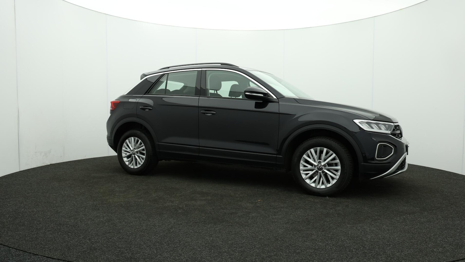 Used Volkswagen T-Roc 2023 for sale - 76083666: Photo 48