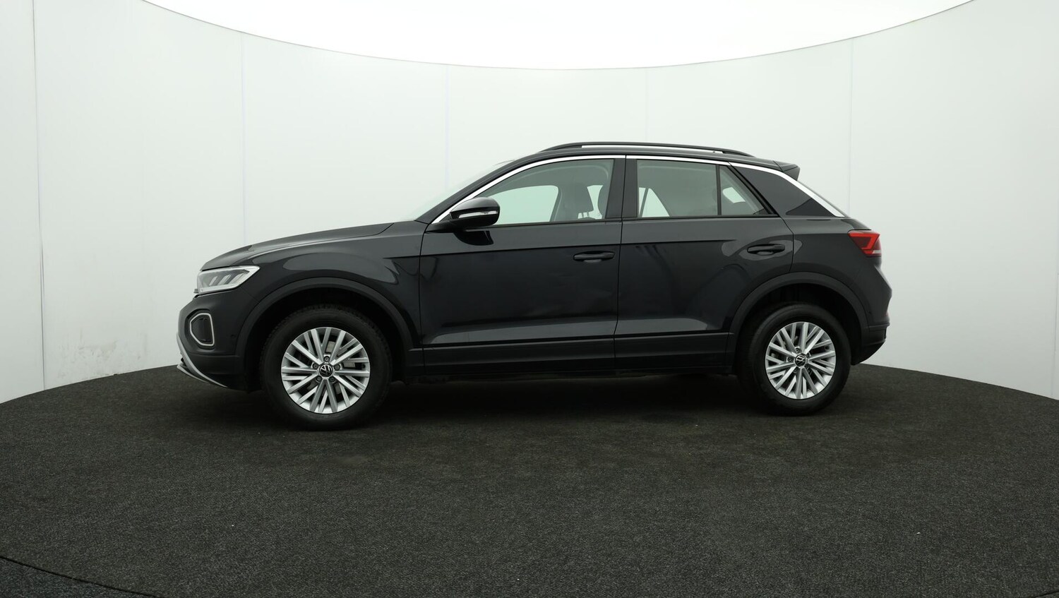 Used Volkswagen T-Roc 2023 for sale - 76083666: Photo 71