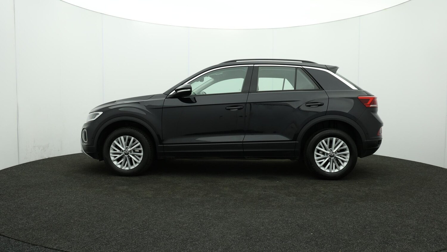 Used Volkswagen T-Roc 2023 for sale - 76083666: Photo 73